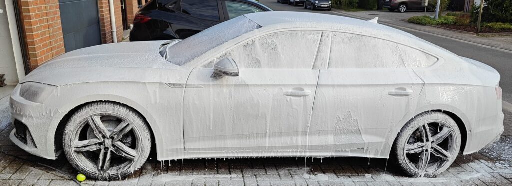 Hand carwash